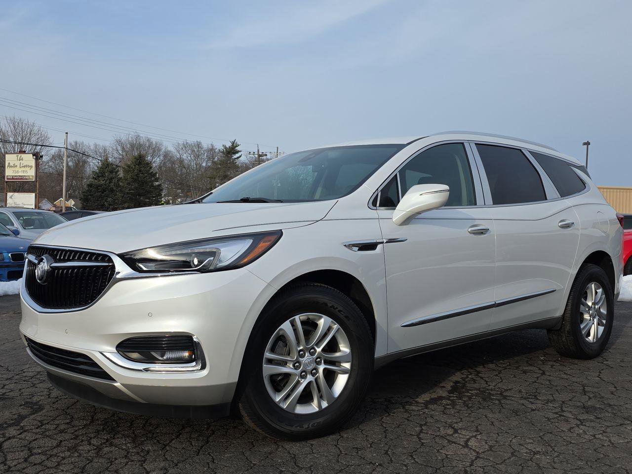 Used 2018 Buick Enclave Premium FWD image 1