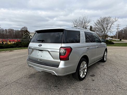 Used 2019 Ford Expedition Platinum image 9