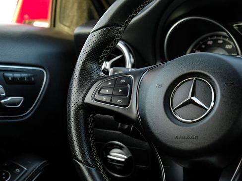 Used 2018 Mercedes-Benz GLA 250 image 13