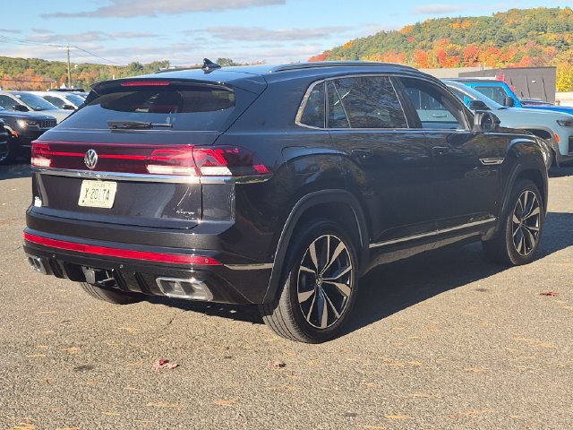 Used 2024 Volkswagen Atlas Cross Sport SEL Premium R-Line AWD/4WD image 5