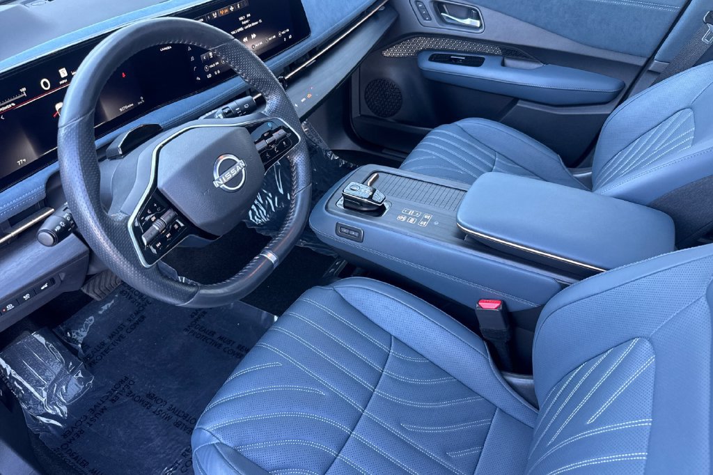 Used 2024 Nissan Ariya AWD image 9