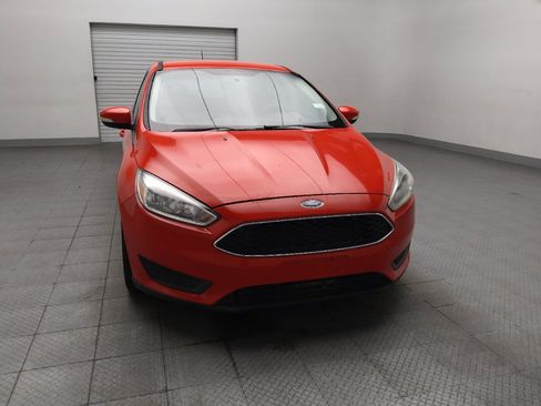 Used 2017 Ford Focus SE FWD image 14