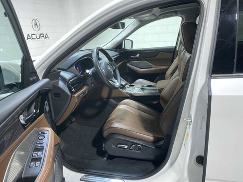 Used 2023 Acura MDX SH-AWD w/ Advance Package image 2