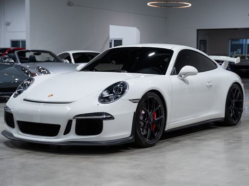 Used 2014 Porsche 911 GT3 RWD image 10