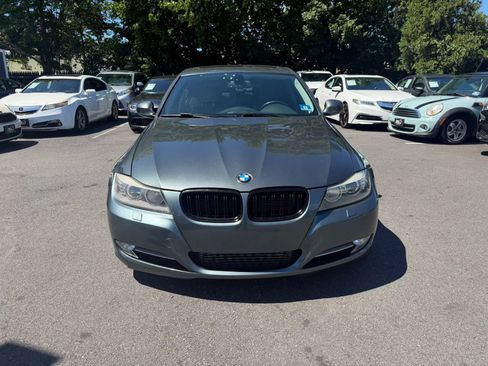 Used 2011 BMW 335i xDrive Sedan AWD/4WD image 9