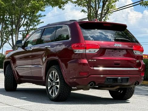 Used 2017 Jeep Grand Cherokee Overland AWD/4WD image 4