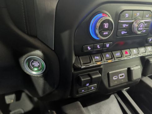 Used 2022 GMC Sierra 1500 Denali image 25