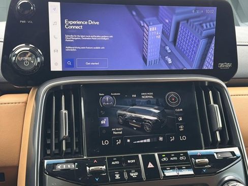 Certified 2025 Lexus LX 700h Luxury w/ Appearance Package AWD/4WD image 15