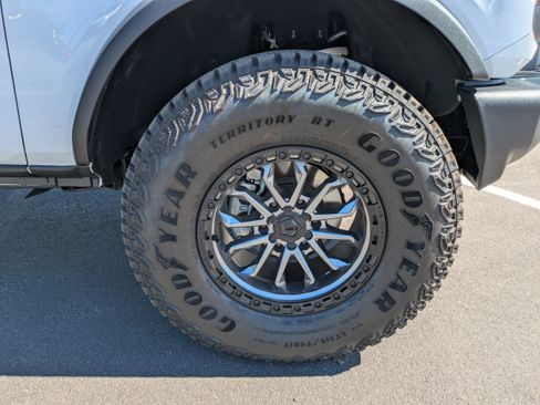 Used 2025 Ford Bronco 4-Door w/ Sasquatch Package AWD/4WD image 15