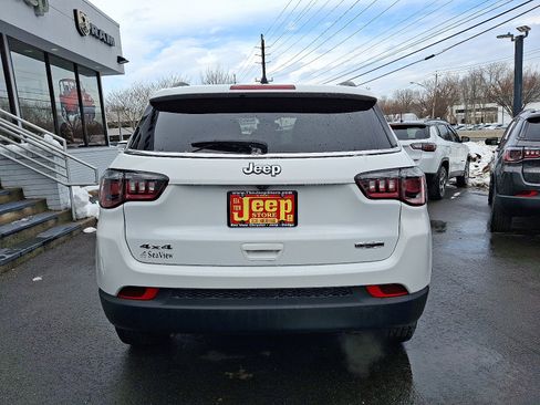 Certified 2023 Jeep Compass Latitude image 5
