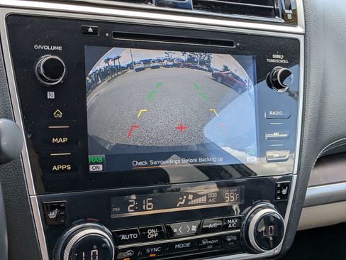 Used 2018 Subaru Outback 2.5i Limited AWD/4WD image 21