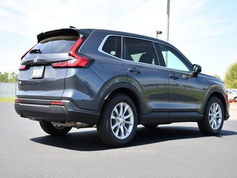 Used 2025 Honda CR-V EX image 7