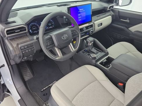 Used 2026 Toyota Tacoma Limited AWD/4WD image 18