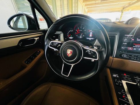Used 2017 Porsche Macan GTS image 20