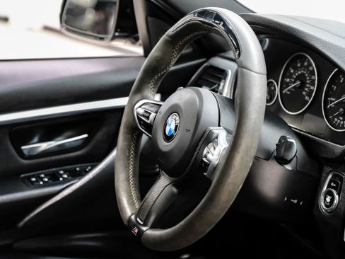 Used 2018 BMW 340i Sedan image 18