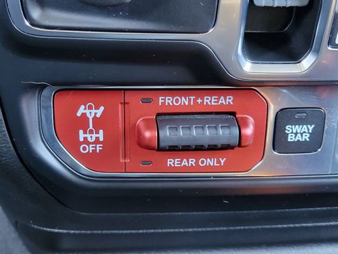 Used 2022 Jeep Wrangler Unlimited Rubicon 4xe w/ Steel Bumper Group AWD/4WD image 13