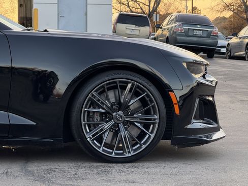 Used 2022 Chevrolet Camaro ZL1 image 12