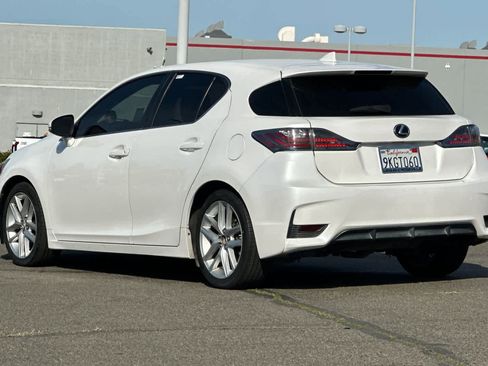 Used 2015 Lexus CT 200h image 7