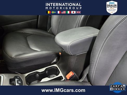 Used 2021 Jeep Renegade Limited w/ Sun & Sound Group image 30