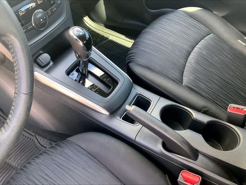 Used 2018 Nissan Sentra SV FWD image 16