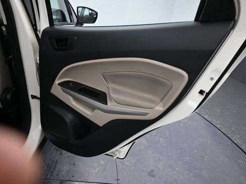 Used 2020 Ford EcoSport S image 26