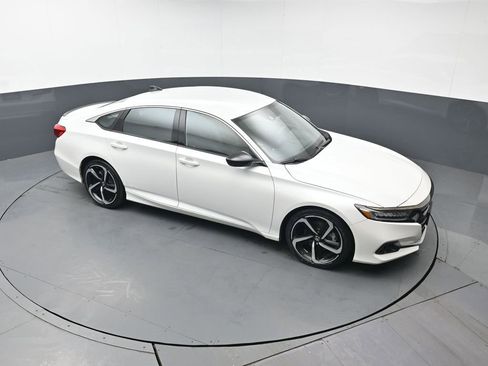 Certified 2022 Honda Accord Sport image 47