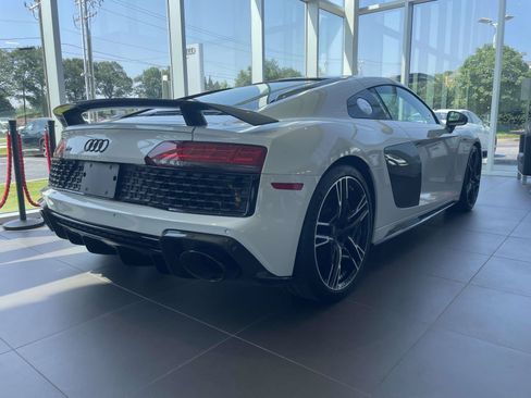 Certified 2023 Audi R8 V10 performance AWD/4WD image 74