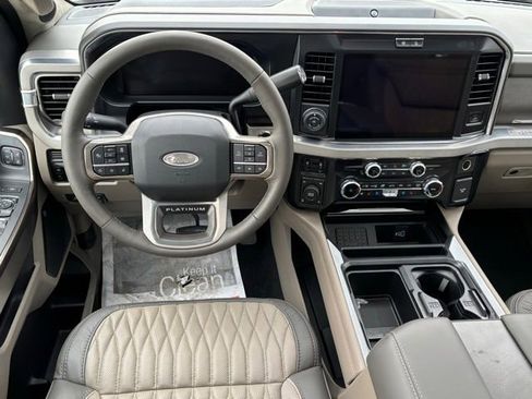 New 2026 Ford F250 Platinum w/ Platinum Plus Package image 16