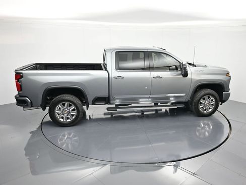 New 2026 Chevrolet Silverado 2500 High Country w/ High Country Premium Package AWD/4WD image 34