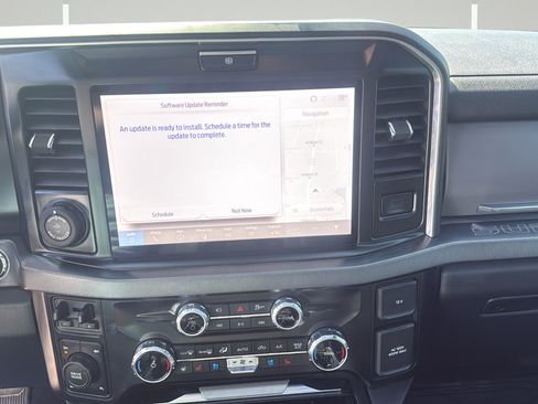 Used 2025 Ford F250 Platinum AWD/4WD image 23