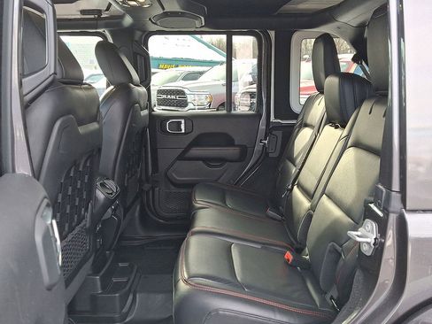 Used 2021 Jeep Wrangler Unlimited Rubicon w/ Dual Top Group image 20