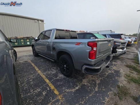 Used 2024 Chevrolet Silverado 1500 LTZ w/ Technology Package AWD/4WD image 4