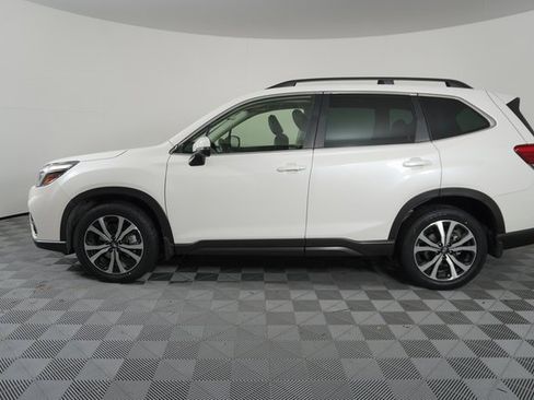 Used 2020 Subaru Forester Limited image 4