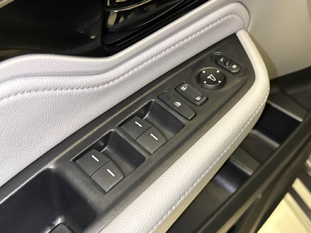 Certified 2024 Honda Odyssey Touring image 21