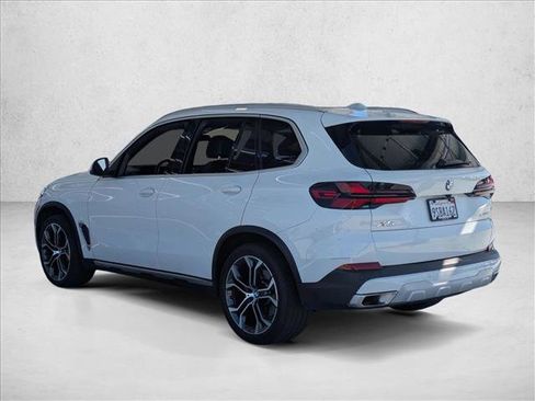 Certified 2024 BMW X5 xDrive40i w/ Premium Package image 7