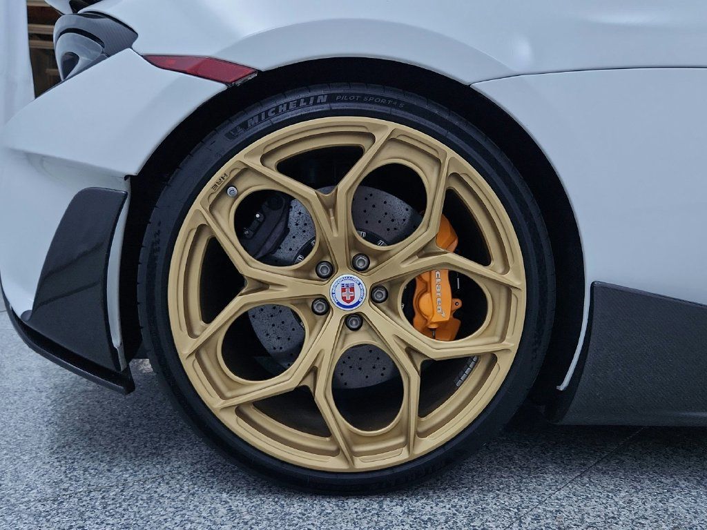 Used 2019 McLaren 600LT RWD image 21