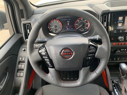 New 2026 Nissan Frontier Pro-X image 9