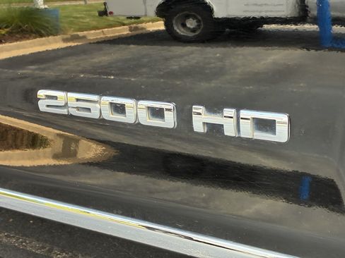 Used 2015 Chevrolet Silverado 2500 LTZ AWD/4WD image 7
