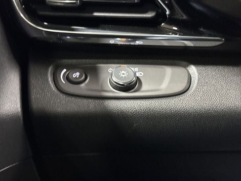 New 2026 Buick Envista Sport Touring w/ Convenience I Package FWD image 17