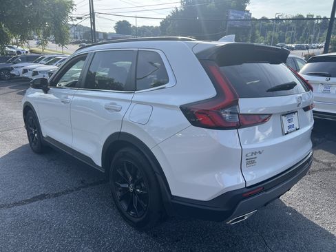 Used 2023 Honda CR-V Sport image 3