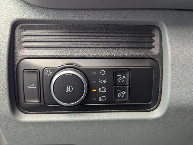 Used 2026 Ford F250 XLT AWD/4WD image 13