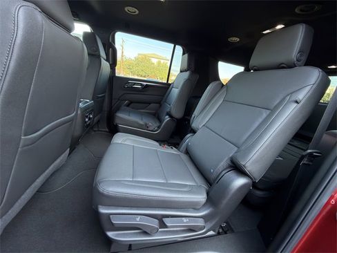 New 2026 Chevrolet Suburban LT w/ Comfort Package image 20