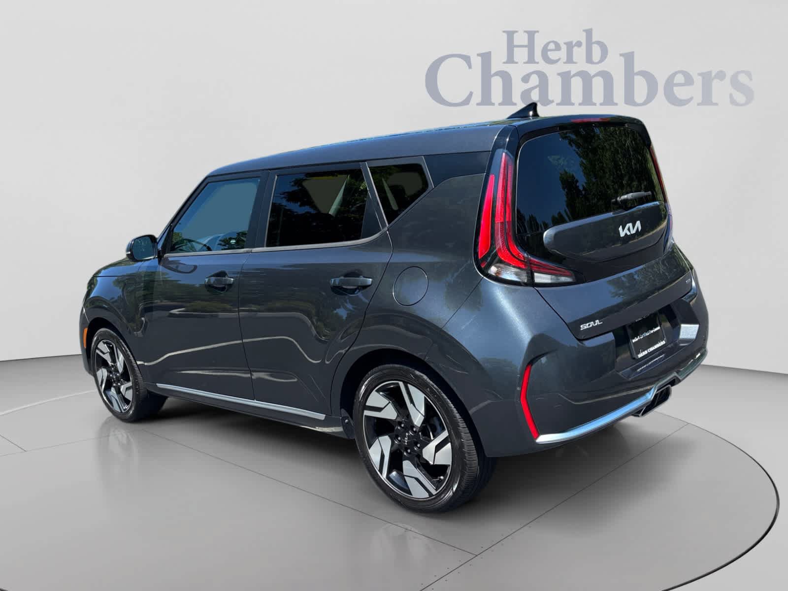Used 2024 Kia Soul GT-Line FWD image 3