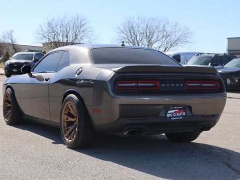 Used 2015 Dodge Challenger R/T Scat Pack w/ Scat Pack Appearance Package image 11