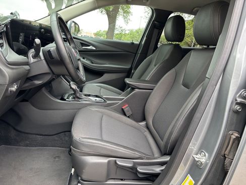 Used 2025 Buick Encore GX Preferred FWD image 22