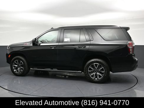 Used 2023 Chevrolet Tahoe Z71 w/ Luxury Package AWD/4WD image 32