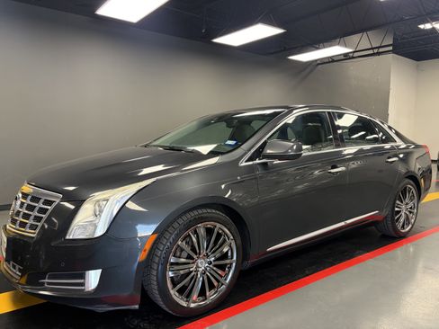 Used 2013 Cadillac XTS Luxury w/ Driver Awareness Package FWD image 1