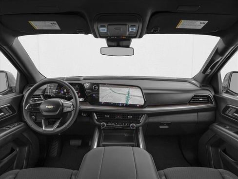 New 2026 Chevrolet Suburban LS image 5