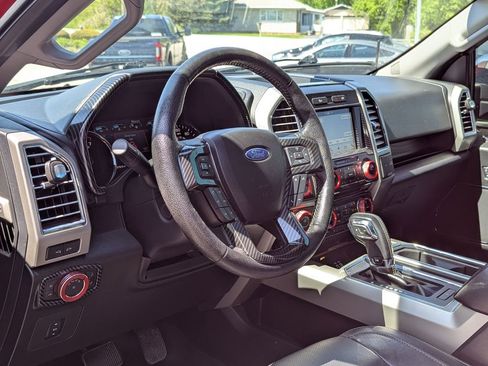 Used 2016 Ford F150 Lariat w/ Equipment Group 502A Luxury AWD/4WD image 9