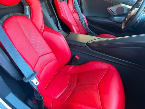 Used 2021 Chevrolet Corvette Stingray Premium Conv w/ Z51 Performance Package RWD image 34